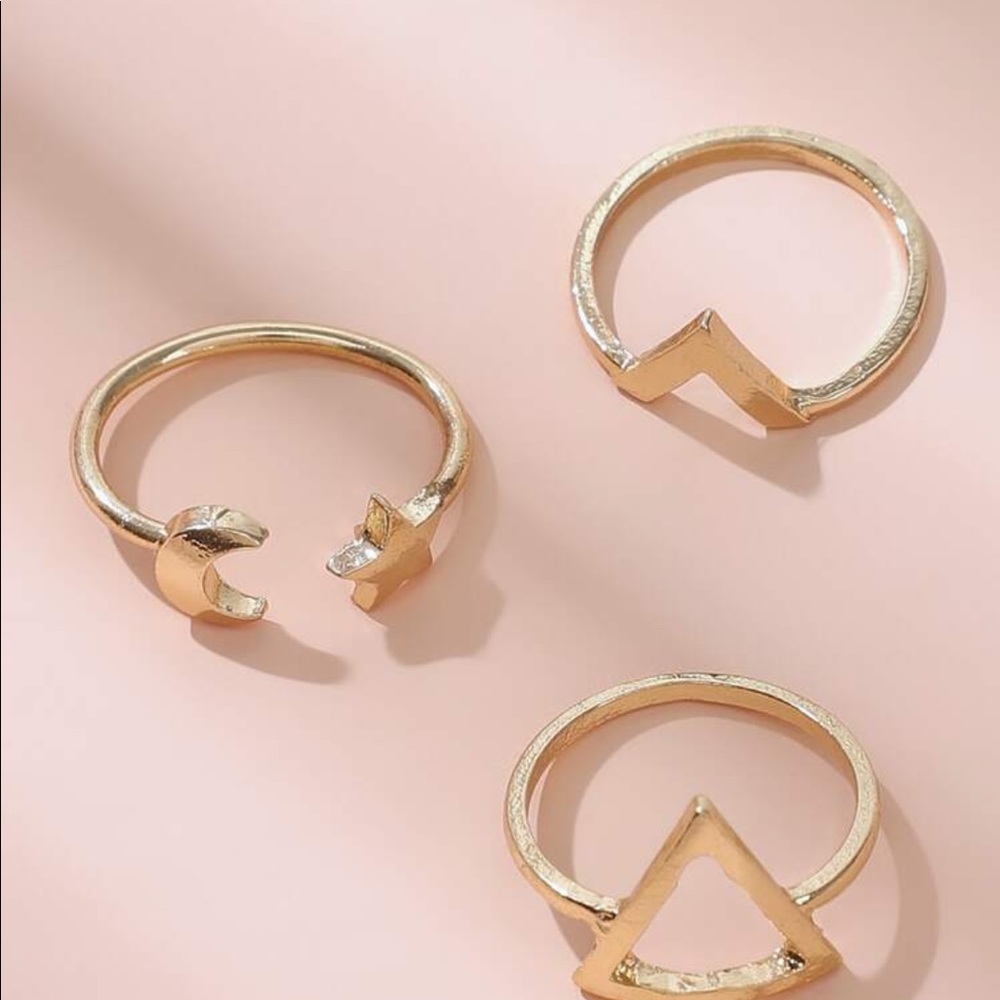 Triangular Gold Ring Set - Picture 2 of 3
